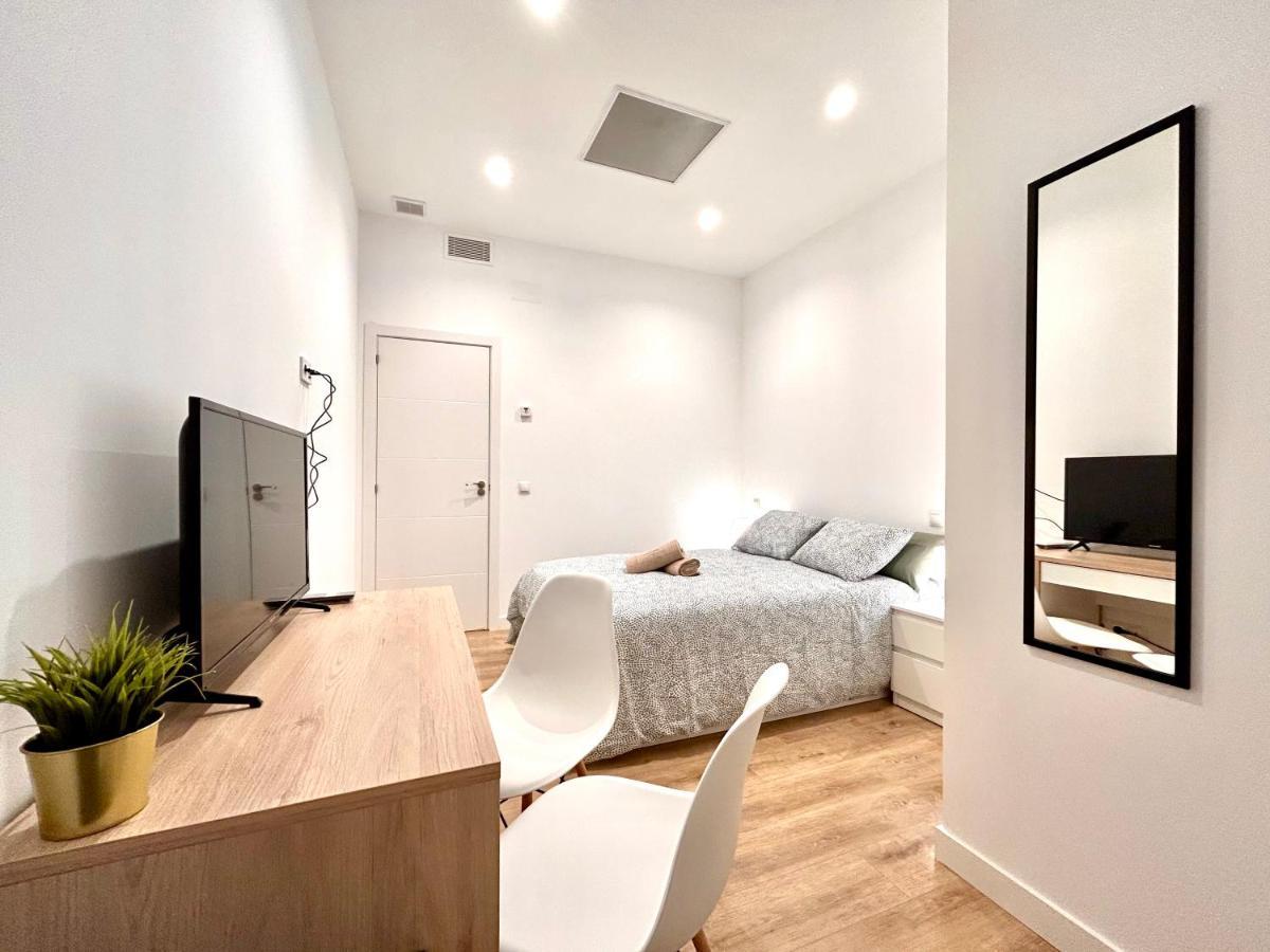 Titanic Dreams Aparthotel Madrid Ngoại thất bức ảnh